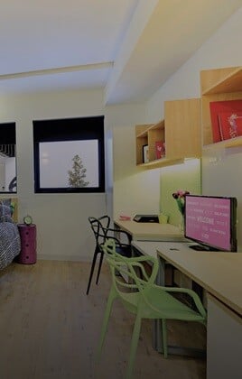 Room-Desk